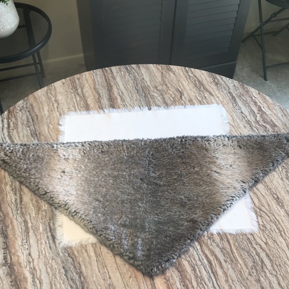 Fabulous Furs by Donna Salyers Faux Fur Shawl Collar Wrap Stole EUC - Picture 6 of 7